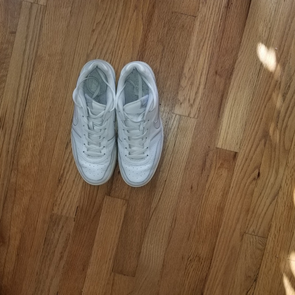 Nike sneakers - Picture 7 of 8